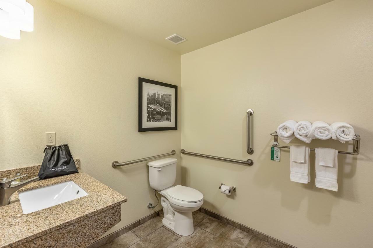 Cobblestone Hotel & Suites Hartford Kültér fotó